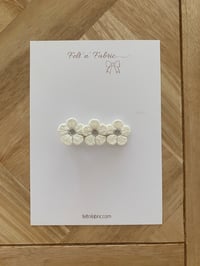 Image 2 of Silver Daisy clip