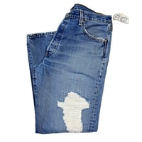 Image 2 of Mens Levi's 501 XX button fly , vintage 2007, SZ 36/30 , straight leg mid rise, medium wash 100% cot