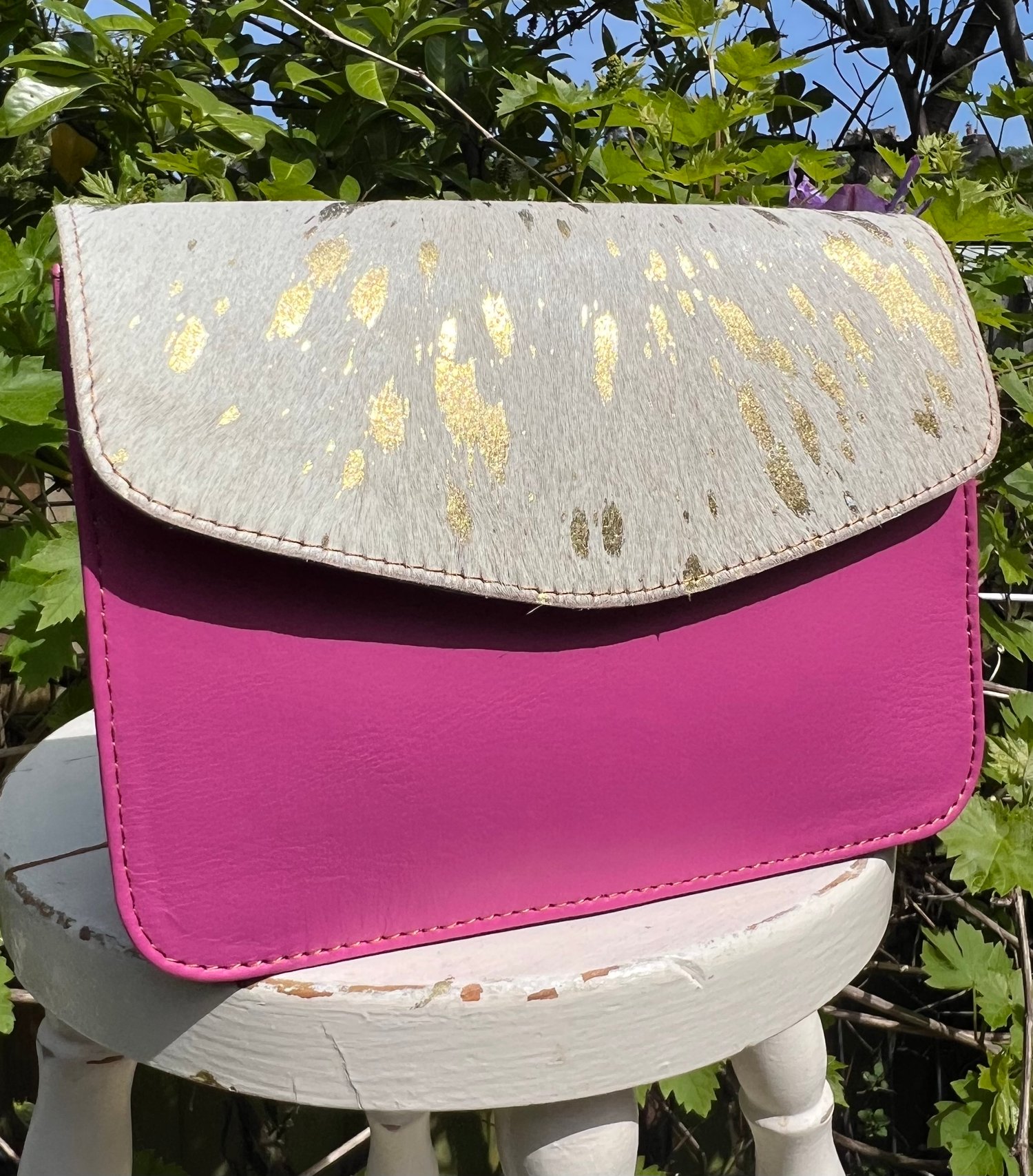 Image of Small Clutch/animal #25A