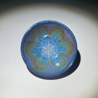 Image 1 of Vert/Mauve Lily - Small Bowl/Ring Dish