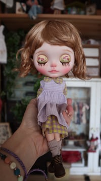 Image 2 of Last payment for a custom service reserved for Beatrice