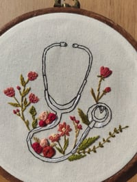 Image 2 of Stéthoscope fleuri