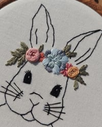 Image 2 of Lapin fleurs 