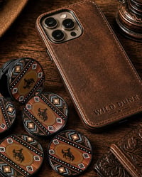 Western-Inspired Mobile Phone Holder