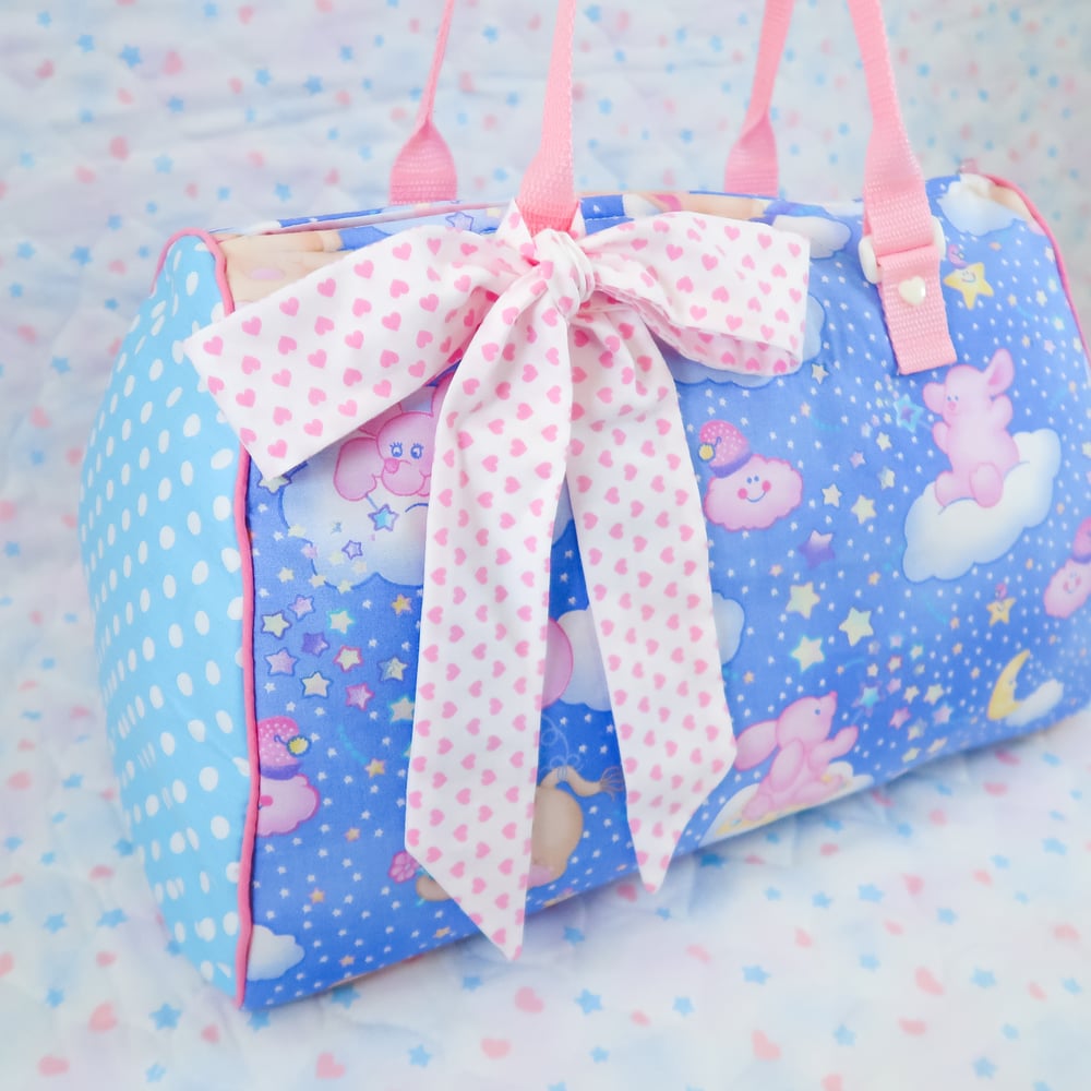 Vacation Bag: Dreamy Clouds