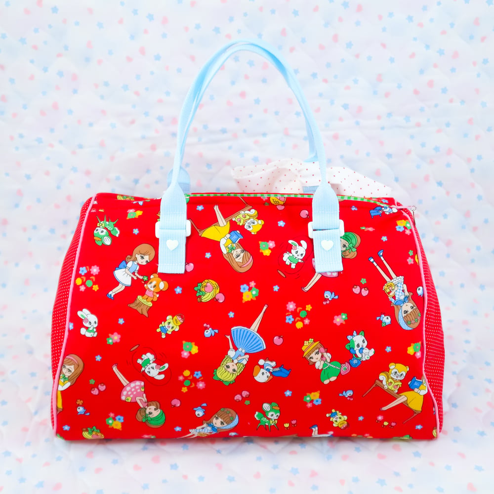 Vacation Bag: Showa Friends