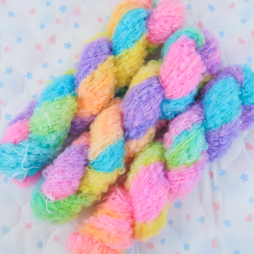 Yarn: Piñata