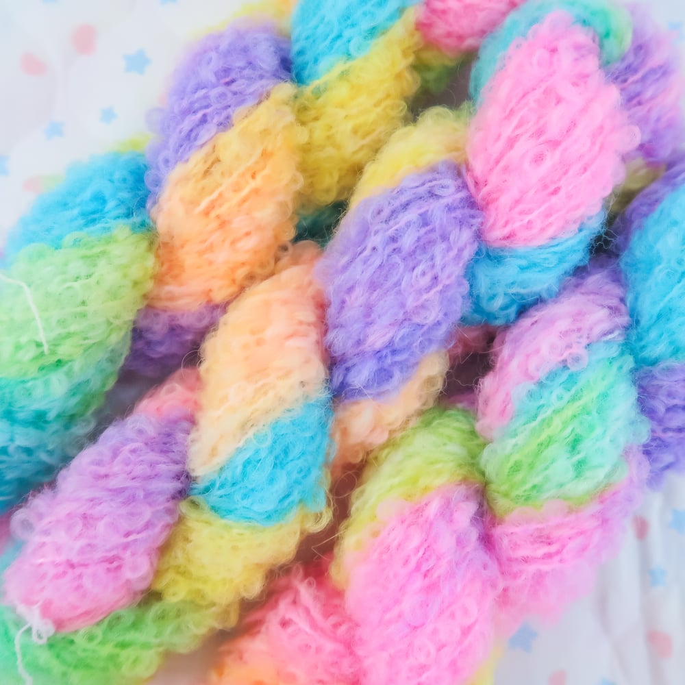Yarn: Piñata