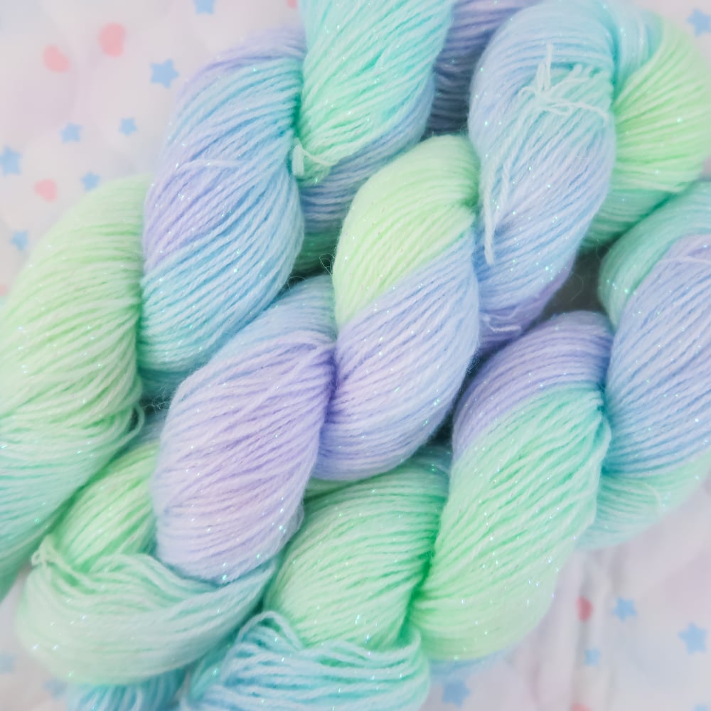 Yarn: Night Light