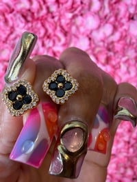Image 2 of Bling Clovers 