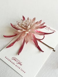 Image 4 of Epiphyllum Oxypetalum (Queen of the Night) Hair Ornament 