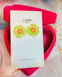 Green Daisy Studs
