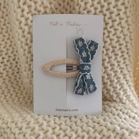 Image 3 of Snap clip / Hazel & Willow 