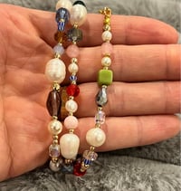 Image 3 of Confetti pearl bracelet 
