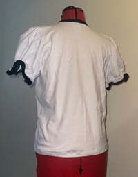 Image 3 of (plus size) közi white x black short sleeve cutsew