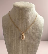Image 2 of Cowrie shell necklace 