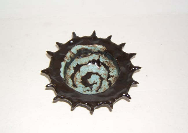 BLACK SPIRAL BOWL