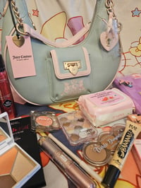 Image 2 of Juicy Couture Royal to Juicy Hobo Makeup Bundle 