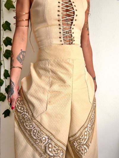 Image of the desert dune structured corset & baggy trousers set