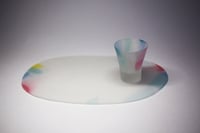 Image 1 of Petit verre et son assiette - Éclats de pastel