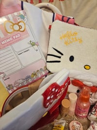 Image 5 of Red Hello Kitty Suitcase Bundle 