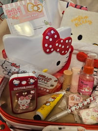 Image 6 of Red Hello Kitty Suitcase Bundle 