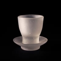 Image 1 of Petit verre et son assiette - Blanc pur