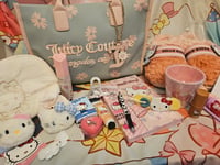 Image 7 of Juicy Couture Daisy Tote Meets Hello Kitty Bundle 