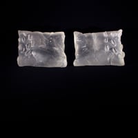 Image 1 of Sculpture - Deux oreillers aux oreilles