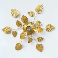 Image 2 of Applique fleur doré à la feuille d'or vintage 1970 Hollywood Regency Design