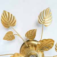 Image 10 of Applique fleur doré à la feuille d'or vintage 1970 Hollywood Regency Design