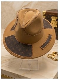 Fedora