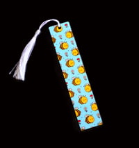 Handmade Bumblebee Wooden Bookmark with White Tassel, gift, read, book, blue