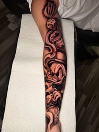 Tattoo session