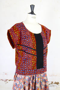 Image 4 of  Blouse VICTORIA Rouge