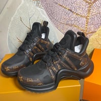 Image 3 of BROWN FOREST SET