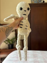 Crochet Knotty Skelly
