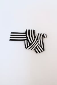 Image 2 of Knot Ribbon