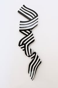 Image 2 of Wavy Ribbon