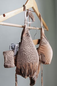 Image 5 of ♲ Vintage Animal Print Bikini Set - XL Top / L Bootyshort 