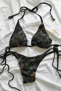 Image 3 of ♲ 68 Degrees Bikini Set - 2XL Top / XL Bottom 