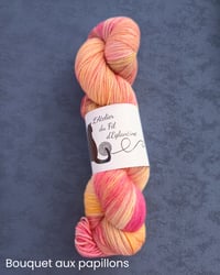 Image 1 of Bouquet aux papillons