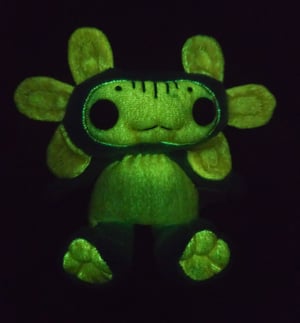 Lil' Axolotl! ☆Blue & Yellow☆ GLOWS IN THE DARK!