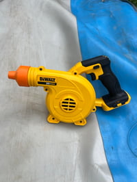 Image 4 of Dewalt Jobsite Blower Adapter (DCE100)