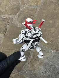 Image 2 of 001/001 SKETCH OG LEO RESIN ART TOY