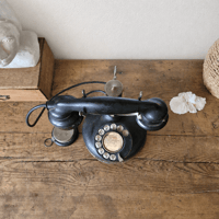 Image 2 of LE TÉLÉPHONE ANCIEN