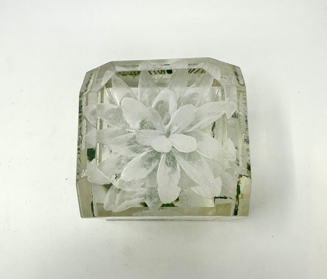 Jumbo Mini Painted Dandelion Box - Image 2 of 2