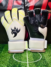 Goalkeeper Glove- Neon Yellow