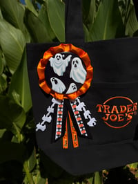 ghosts prize ribbon