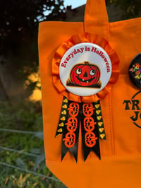 everyday is halloween prize ribbon 